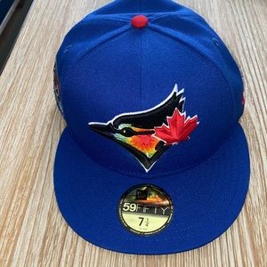 Royal Blue Toronto Blue Jays Fitted Hat with Side Patch Sz: 7 1/4